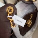 حقيبة CHANEL 25 صغيرة - بني